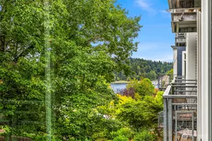 190 Harbor Square Loop NE, Bainbridge Island, WA 98110 - Photo 19