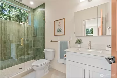 13702 37th Avenue NE, Seattle, WA 98125 - Photo 21