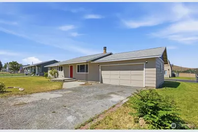 155 NE D Street, Ephrata, WA 98823 - Photo 3