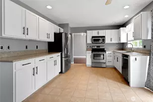 4014 219th St E, Spanaway, WA 98387 - Photo 11
