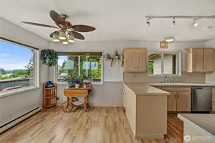 303 S 5th St, Mount Vernon, WA 98274 - Photo 13