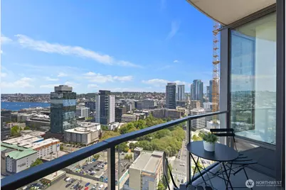 2510 6th Avenue #2502, Seattle, WA 98121 - Photo 11
