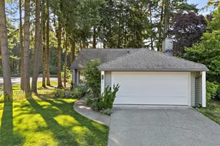 651 Malibu Dr SE, Lacey, WA 98503 - Photo 1