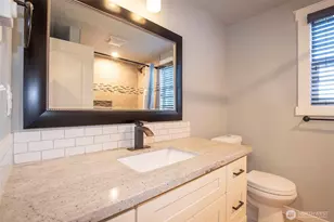 1204 4th Ave SE, Puyallup, WA 98372 - Photo 7