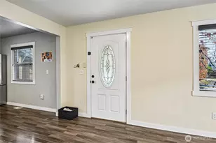 1204 4th Ave SE, Puyallup, WA 98372 - Photo 5