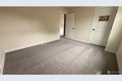 1204 4th Avenue SE, Puyallup, WA 98372 - Photo 31