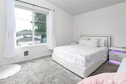 11512 3rd Place W #B, Everett, WA 98204 - Photo 13