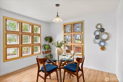 2804 Prosch Avenue W, Seattle, WA 98119 - Photo 7