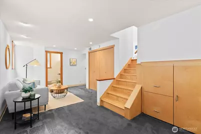 2804 Prosch Avenue W, Seattle, WA 98119 - Photo 19