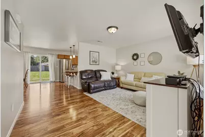 303 135th Place SE, Rainier, WA 98576 - Photo 7
