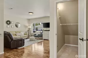 303 135th Pl SE, Rainier, WA 98576 - Photo 15