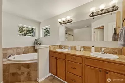 303 135th Place SE, Rainier, WA 98576 - Photo 21