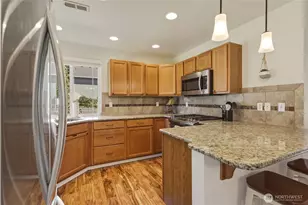 303 135th Pl SE, Rainier, WA 98576 - Photo 9