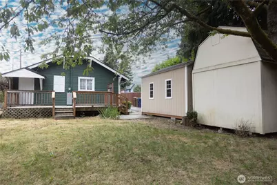 8608 S Thompson Avenue, Tacoma, WA 98444 - Photo 17