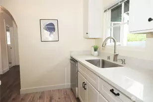 8608 S Thompson Ave, Tacoma, WA 98444 - Photo 7