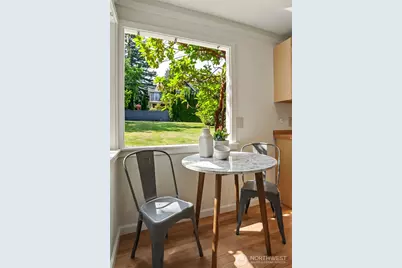 8011 SE 57th Street, Mercer Island, WA 98040 - Photo 5