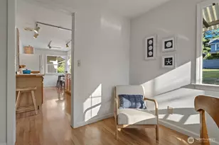 8011 SE 57th St, Mercer Island, WA 98040 - Photo 11