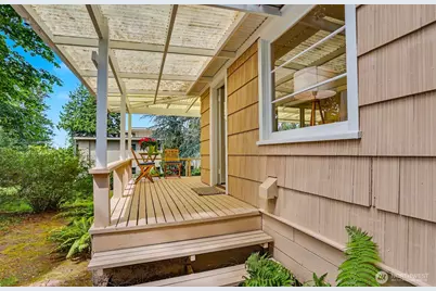 8011 SE 57th Street, Mercer Island, WA 98040 - Photo 17