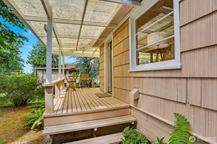 8011 SE 57th St, Mercer Island, WA 98040 - Photo 17