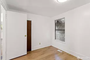 8614 Renton Ave S, Seattle, WA 98118 - Photo 15