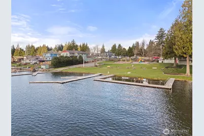 4840 N Island Drive E, Bonney Lake, WA 98391 - Photo 33