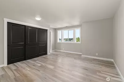 4840 N Island Drive E, Bonney Lake, WA 98391 - Photo 17