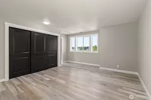 4840 N Island Dr E, Bonney Lake, WA 98391 - Photo 17