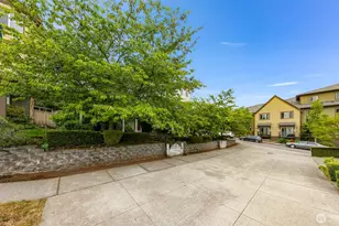 1757 9th Ct NE, Issaquah, WA 98029 - Photo 35