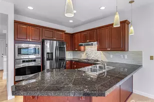 1757 9th Ct NE, Issaquah, WA 98029 - Photo 7