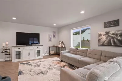 2425 SE 3rd Street, East Wenatchee, WA 98802 - Photo 5