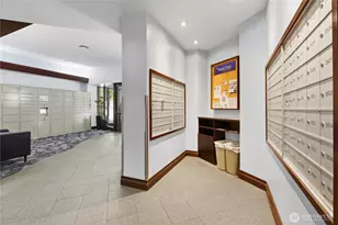 2100 3rd Ave, Seattle, WA 98121 - Photo 33