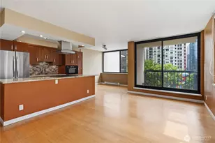 2100 3rd Ave, Seattle, WA 98121 - Photo 13