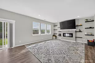 17435 129th Ave E, Puyallup, WA 98374 - Photo 3