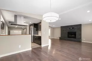 10818 31st Ave SW, Seattle, WA 98146 - Photo 7