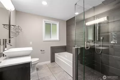 10818 31st Avenue SW, Seattle, WA 98146 - Photo 27