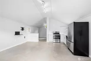 10818 31st Ave SW, Seattle, WA 98146 - Photo 33