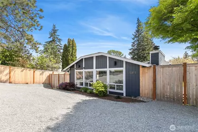 10818 31st Avenue SW, Seattle, WA 98146 - Photo 1