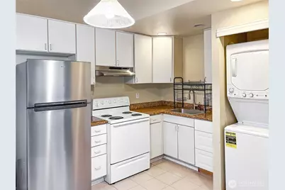 12741 NE 35th Avenue NE, Seattle, WA 98125 - Photo 9
