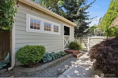 1024 Crestwood Lane, Fircrest, WA 98466 - Photo 29