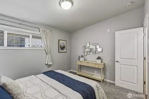 130 105th Ave SE, Bellevue, WA 98004 - Photo 17