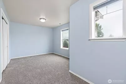 908 Daffodil Avenue NE, Orting, WA 98360 - Photo 19