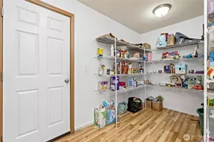 908 Daffodil Ave NE, Orting, WA 98360 - Photo 15