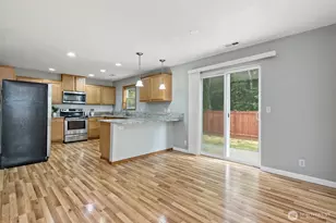 908 Daffodil Ave NE, Orting, WA 98360 - Photo 9