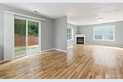908 Daffodil Avenue NE, Orting, WA 98360 - Photo 13