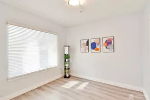 18707 SE Newport Way, Issaquah, WA 98027 - Photo 21