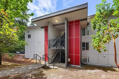 14480 NE 31st Street #J101, Bellevue, WA 98007 - Photo 13