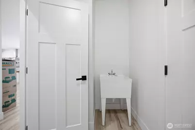 533 Second Street, Sumas, WA 98295 - Photo 17