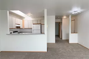124 SW 154th St, Burien, WA 98166 - Photo 3