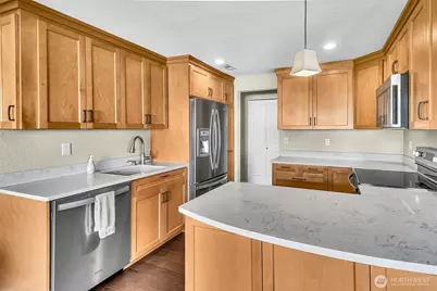 1113 5th Avenue S #208, Edmonds, WA 98020 - Photo 5