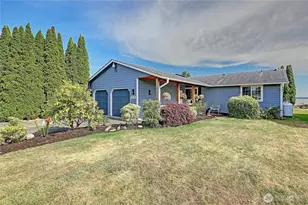 846 Livingston Bay Shore Dr, Camano Island, WA 98282 - Photo 5